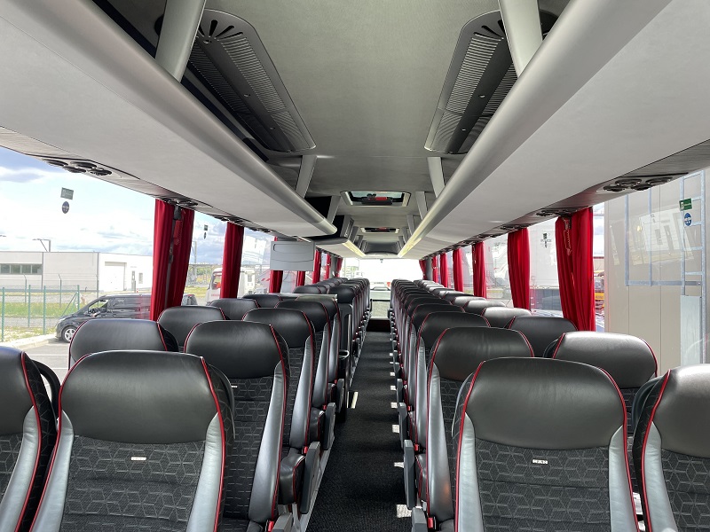 MAN OsaBus 52 seats interior