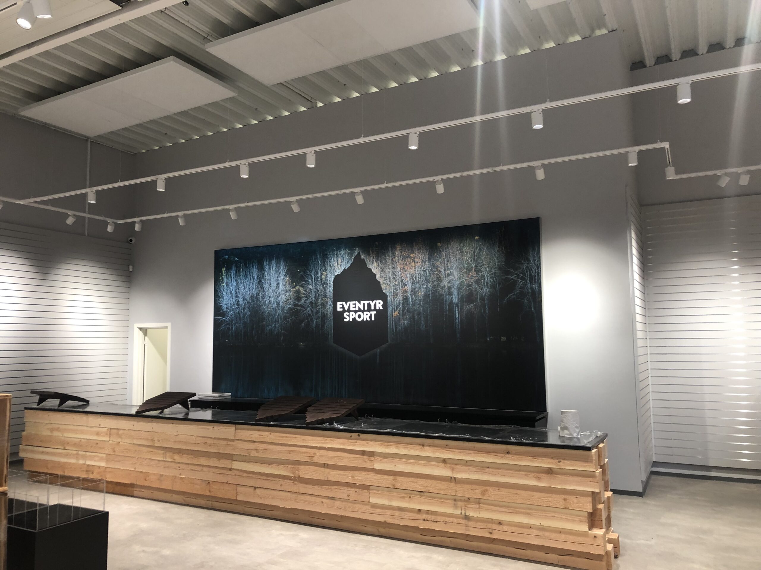 Malerarbejde for Eventyrsport